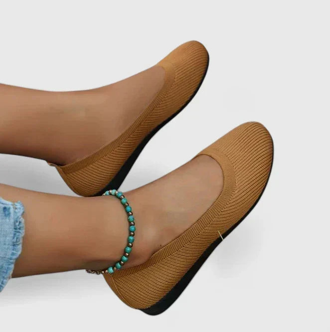 Regina | Orthopaedic Shoes with Cushioned Insole