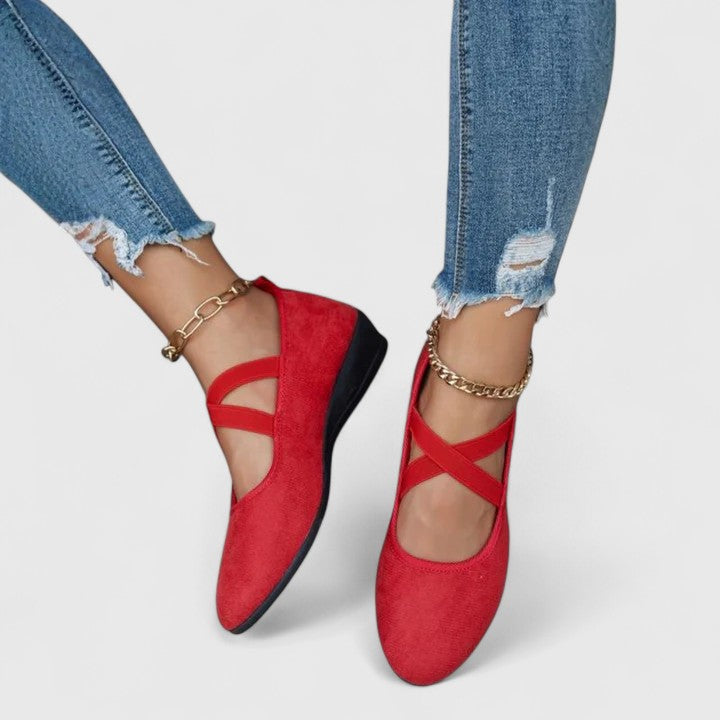 Mila | Orthopaedic Shoes with Cross-Strap Design