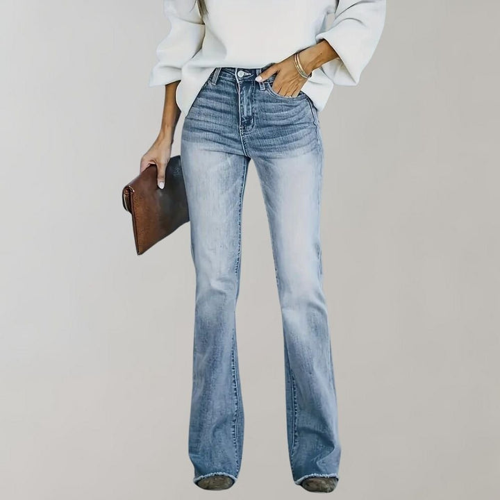 Isadora | Retro High Waist Slim Flared Jeans in Light Wash Stretch Denim