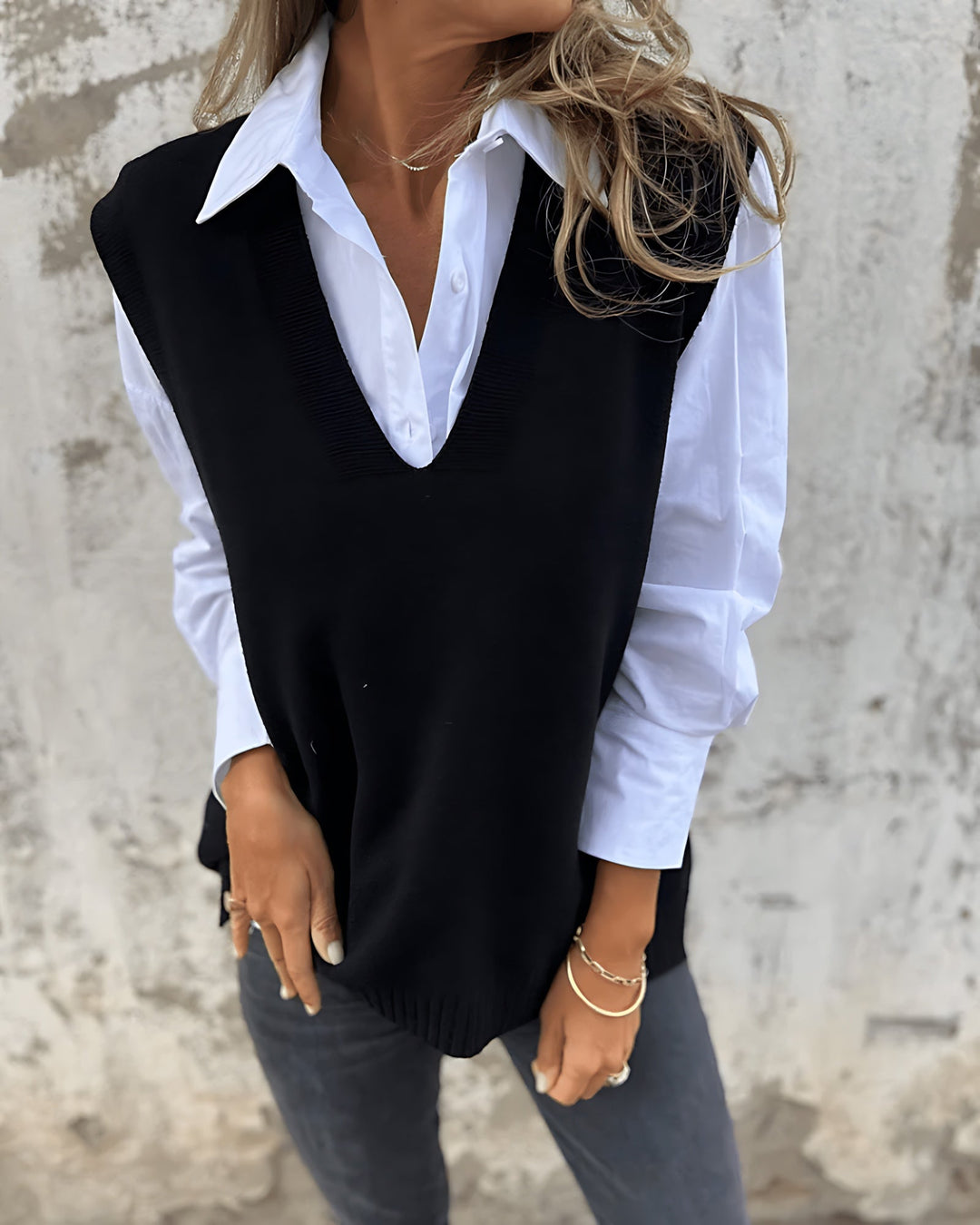 Chelsea | Relaxed Knit Sweater Vest with Deep V-Neckline