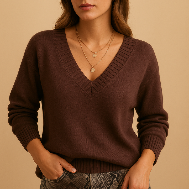 Peggy | Soft Knit Sweater with Ribbed V-Neckline and Ribbed Cuffs
