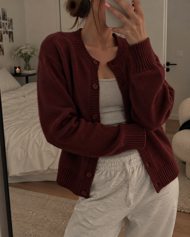 Kaylin | Soft Wool Knit Cardigan with V-Neckline and Ribbed Cuffs