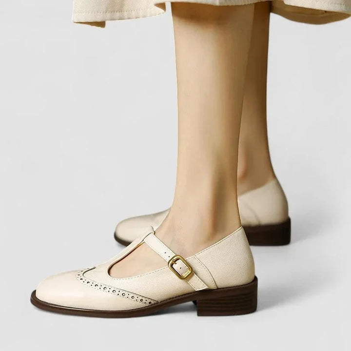 Nina | Women's leather Mary-Jane shoes with T-strap buckle
