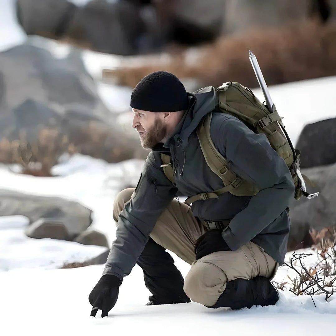 Layla | Women's waterproof outdoor tactical set with hooded jacket and cargo trousers